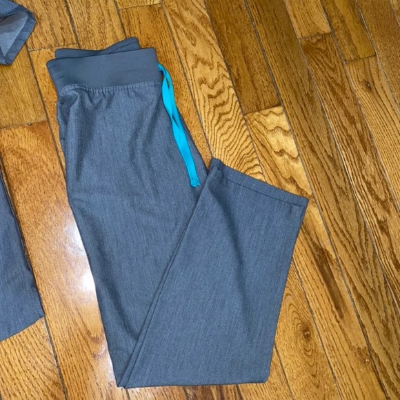 Livingston Basic Scrub Pants XXS Petite - Picture 6 of 6